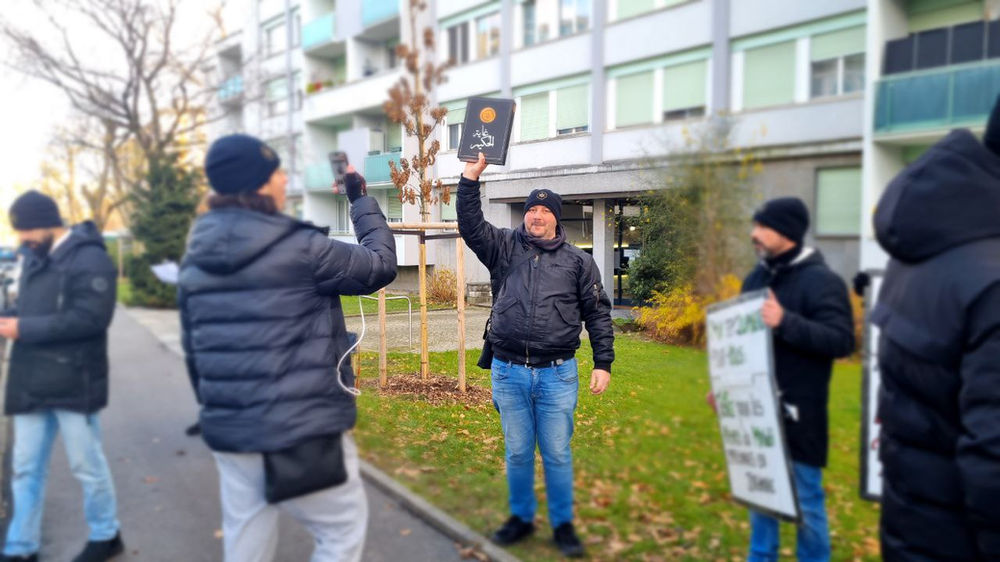 la Religion Ahmed de la paix et de la lumière a tenu une manifestation à Genève