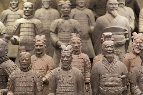 Les sculptures de l’armée de terre cuite