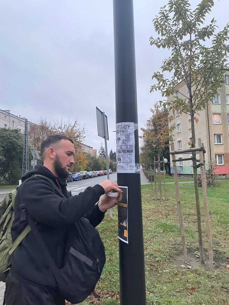 Des croyants diffusent la Religion ahmadie de la paix et de la lumière en Pologne