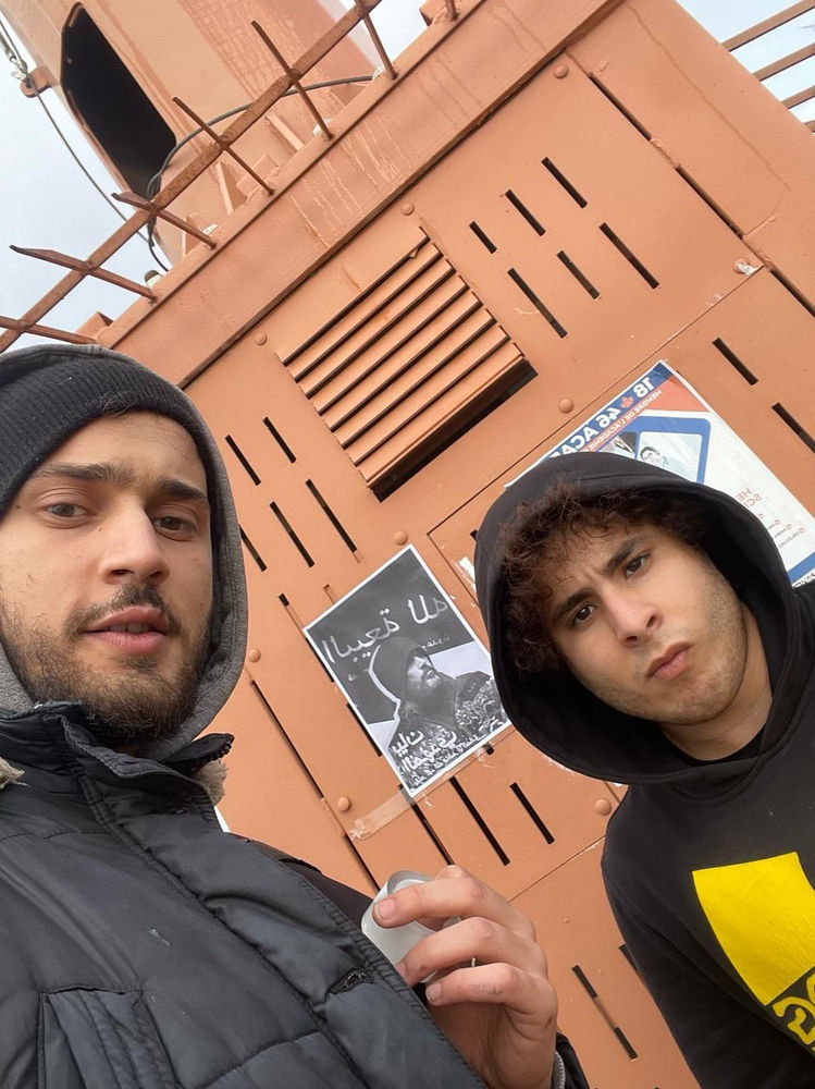 Des croyants au Maroc distribuent des tracts d’Aba Al-Sadiq