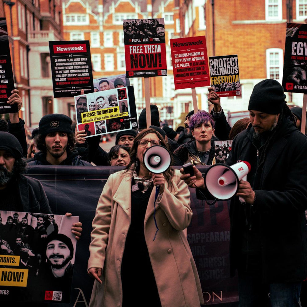 Des croyants manifestent devant l’ambassade d’Égypte au Royaume-Uni
