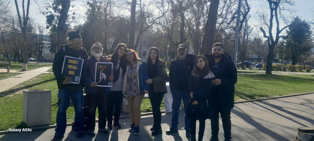 Des croyants manifestent devant l’ambassade d’Égypte en Serbie