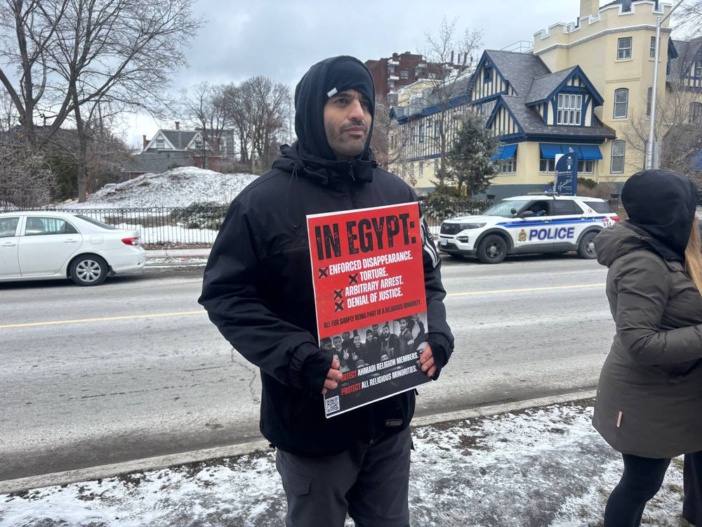 Des croyants manifestent devant l’ambassade d’Égypte au Canada
