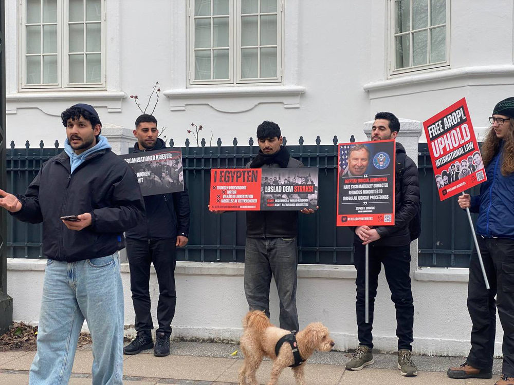 Des croyants manifestent devant l’ambassade d’Égypte au Danemark