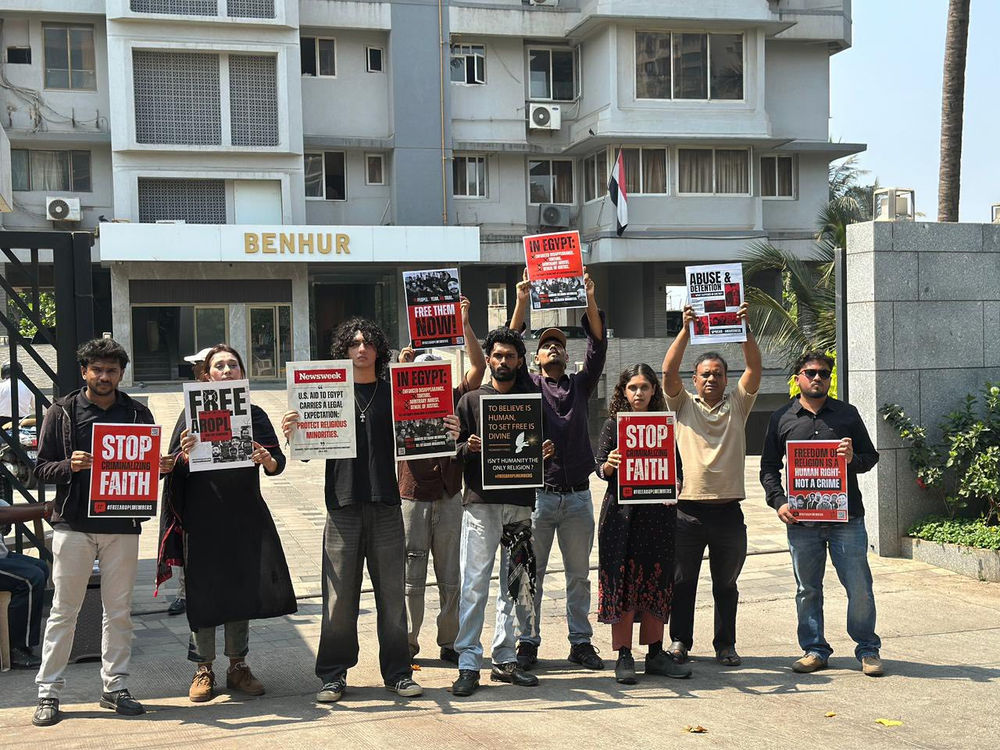 Des croyants manifestent devant l’ambassade d’Égypte en Inde