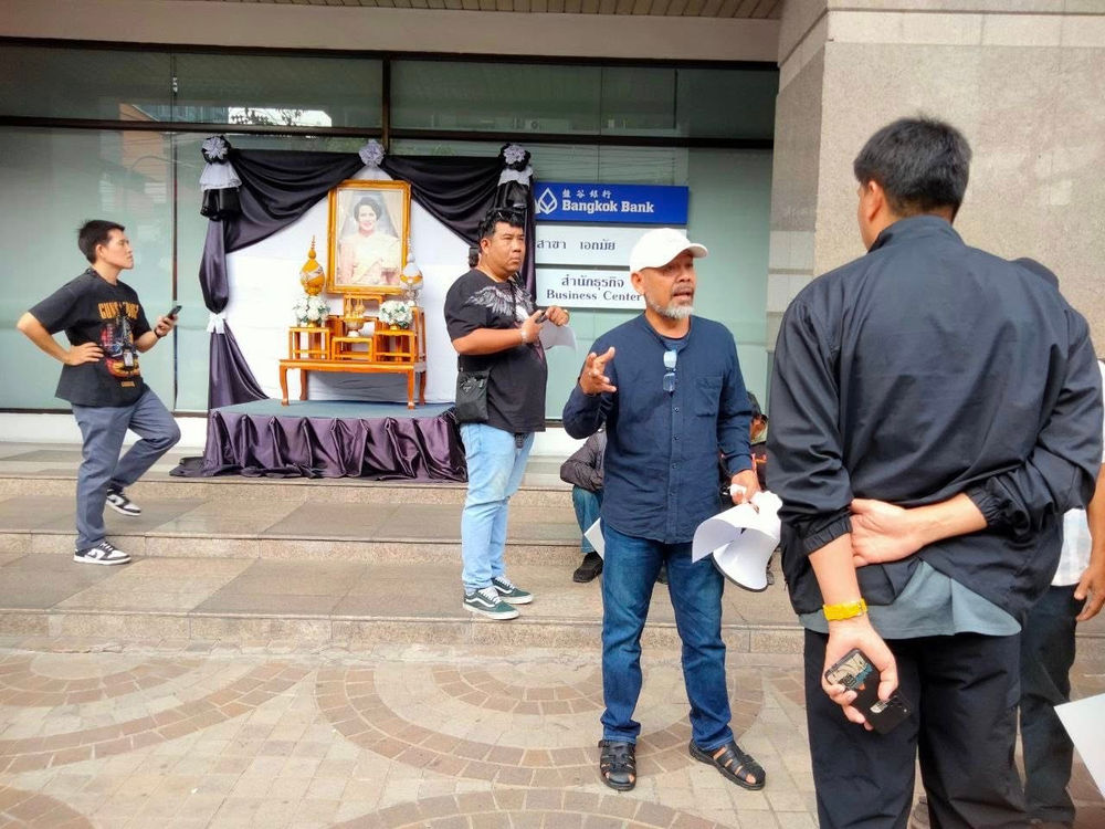 Des croyants manifestent devant l’ambassade d’Égypte en Thaïlande