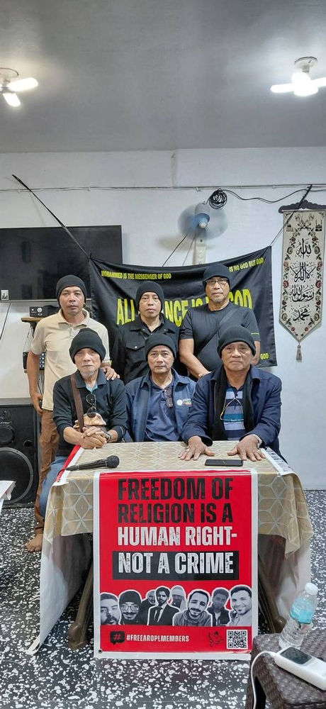 Des croyants manifestent devant l’ambassade d’Égypte aux Philippines