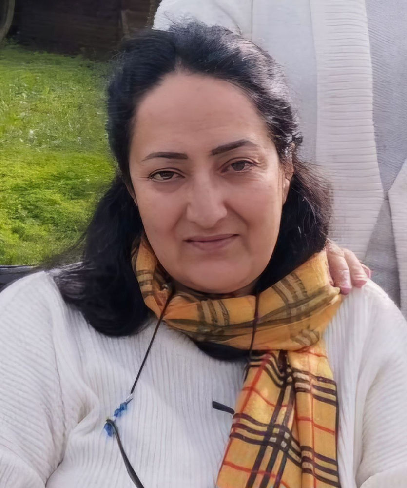Zahra Naderi Semiromi